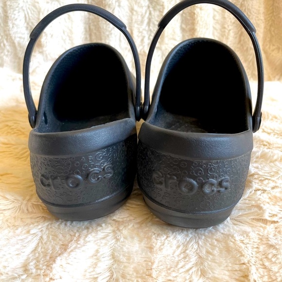 Crocs - Picture 3 of 4